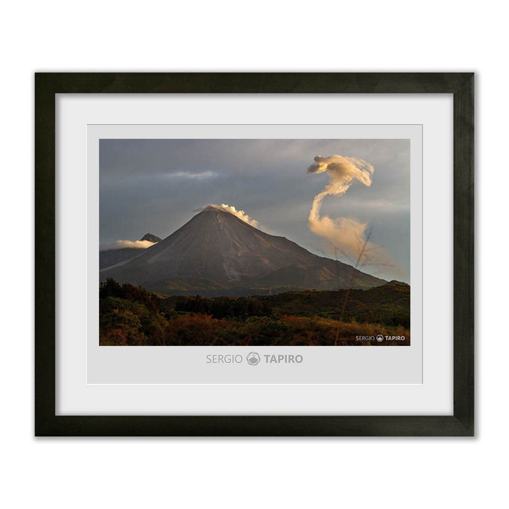 POP Foto de 35x28 cm: Quetzalcóatl visita al Volcán de Colima - Sergio Tapiro Fotos de volcanes y Naturaleza | Prints
